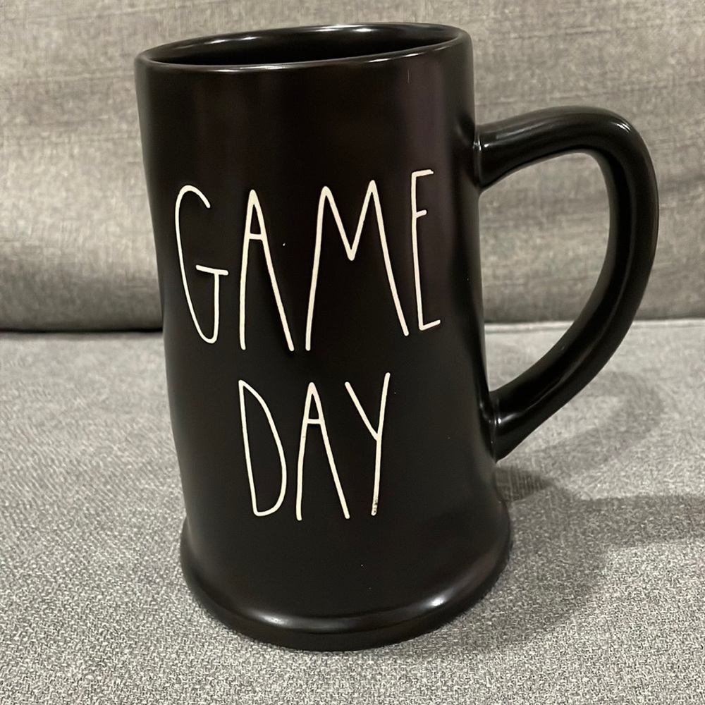 🆕 RAE DUNN BLACK GAME DAY MUG